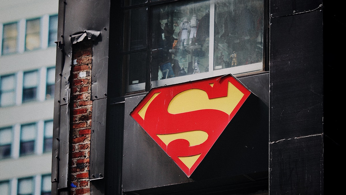 James Gunn a Superman emberi és idegen elemeiről beszél