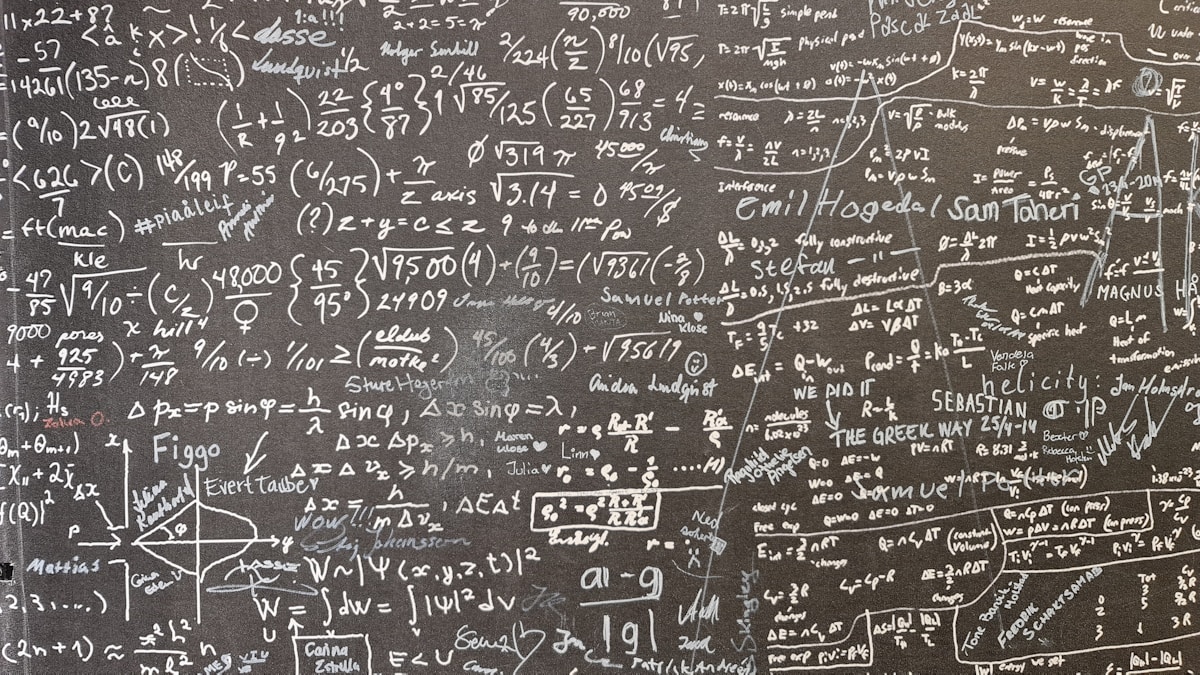 Börtönfalak mögött született matematikai zsenik