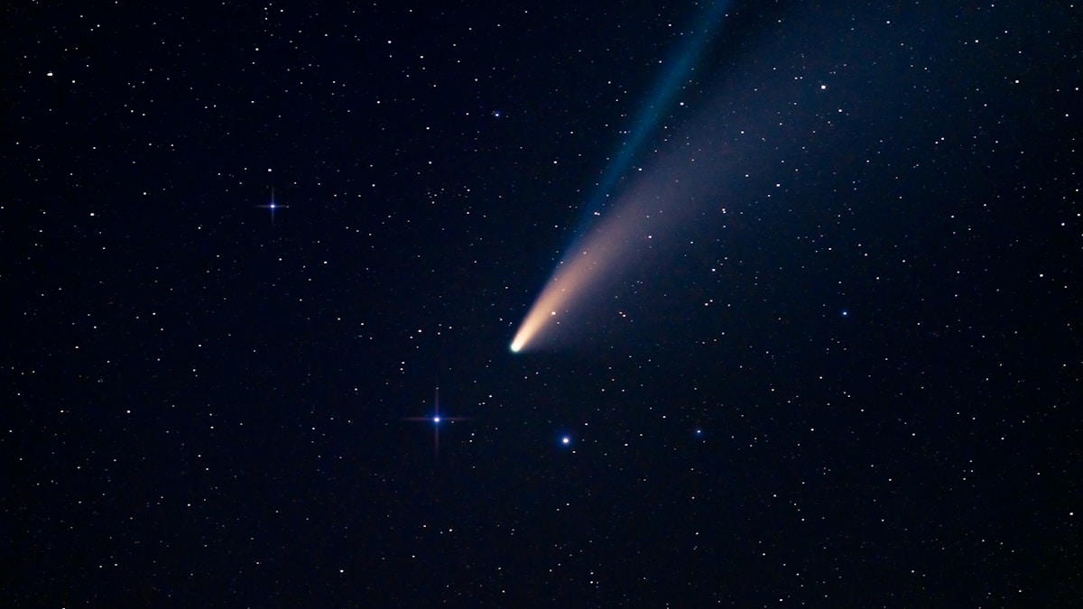 Hatalmas Meteor Robbant fel New England Felett