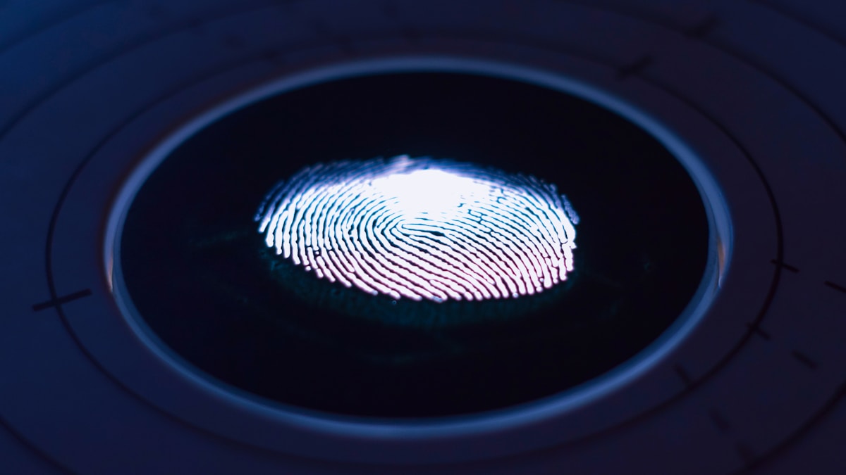 Adatmentes Útlevél Nélkül: Az EU Biometrikus Zsarolása