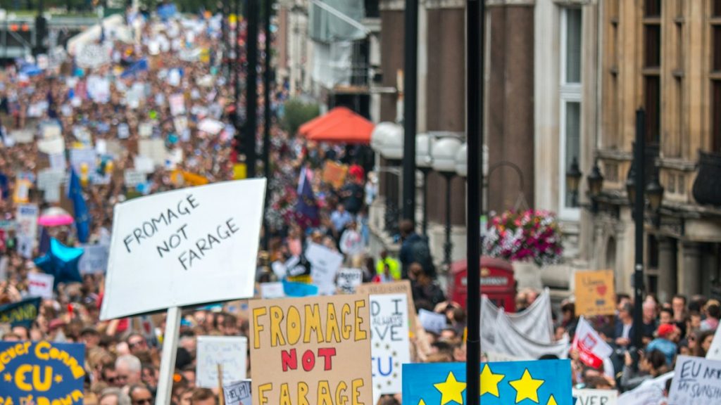 Reform Botrany Farage Bizalmasa Kilépés